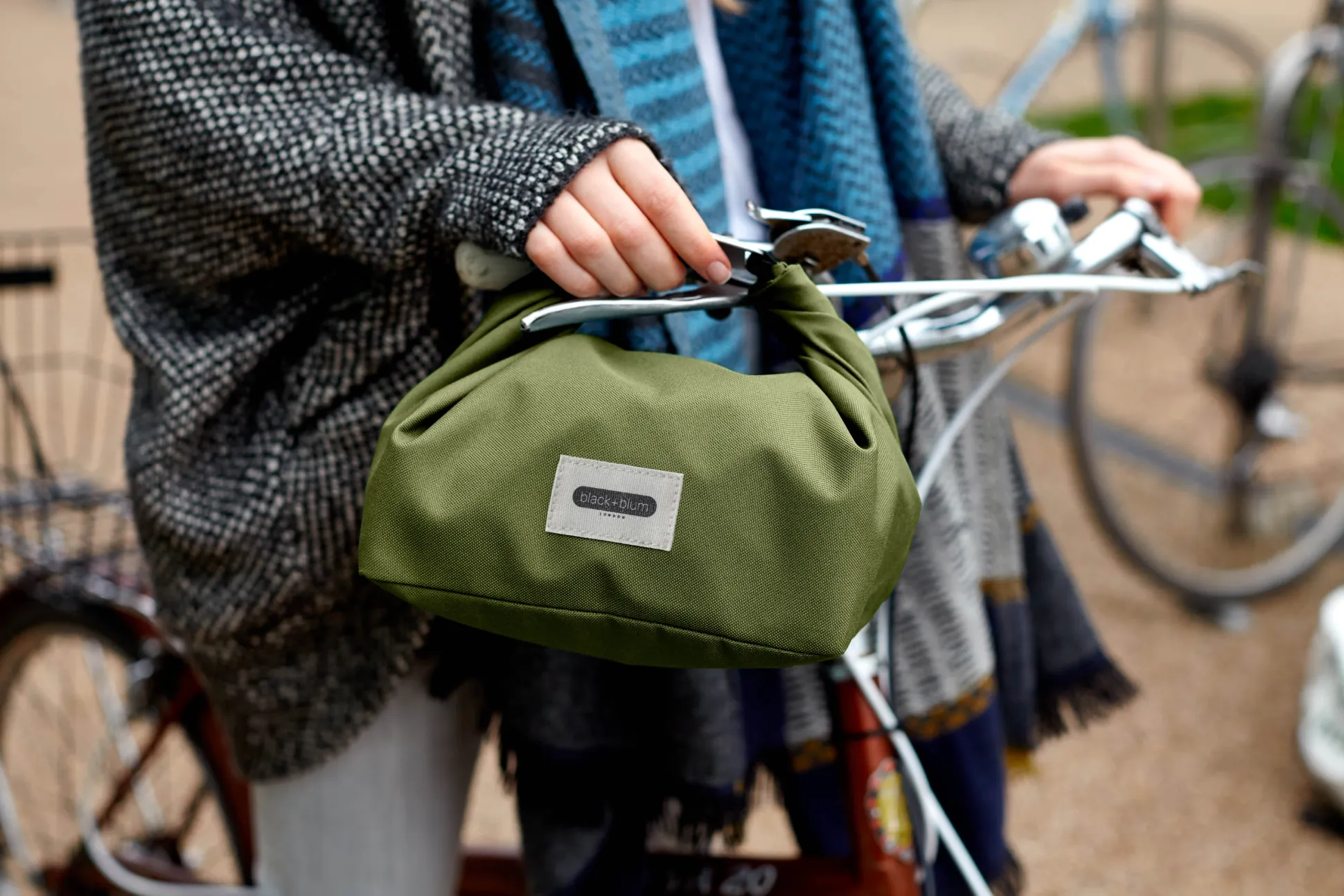 Black+Blum Insulated Lunch Bag - Olive each