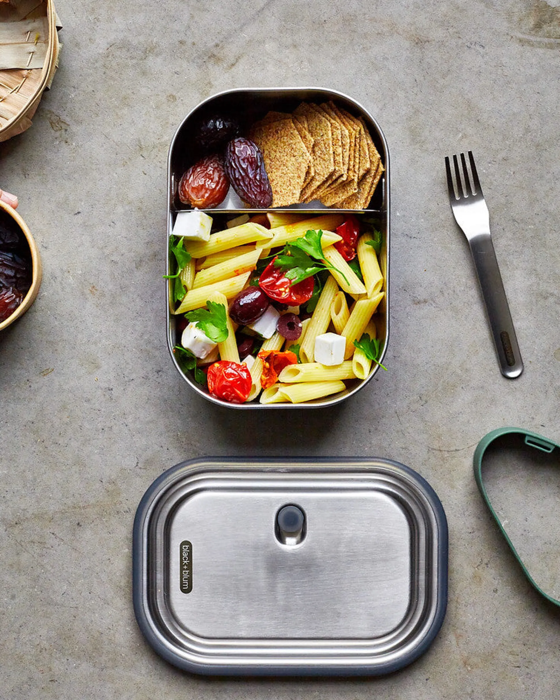 Black+Blum Stainless Steel Lunch Box- Olive 1L
