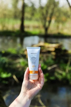 Green People SPF15 Sun Cream With Natural Insect Repellent 100ml