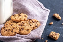 London Apron Low Sugar Chocolate Chip Cookie 35g