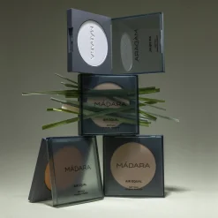 MADARA AIR EQUAL Soft Silk Mineral Powder, #0 TRANSLUCENT 9g