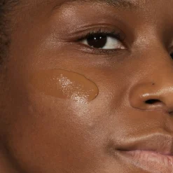 MADARA SKINONYM Semi-Matte Peptide Foundation, #85 UMBER 30ml