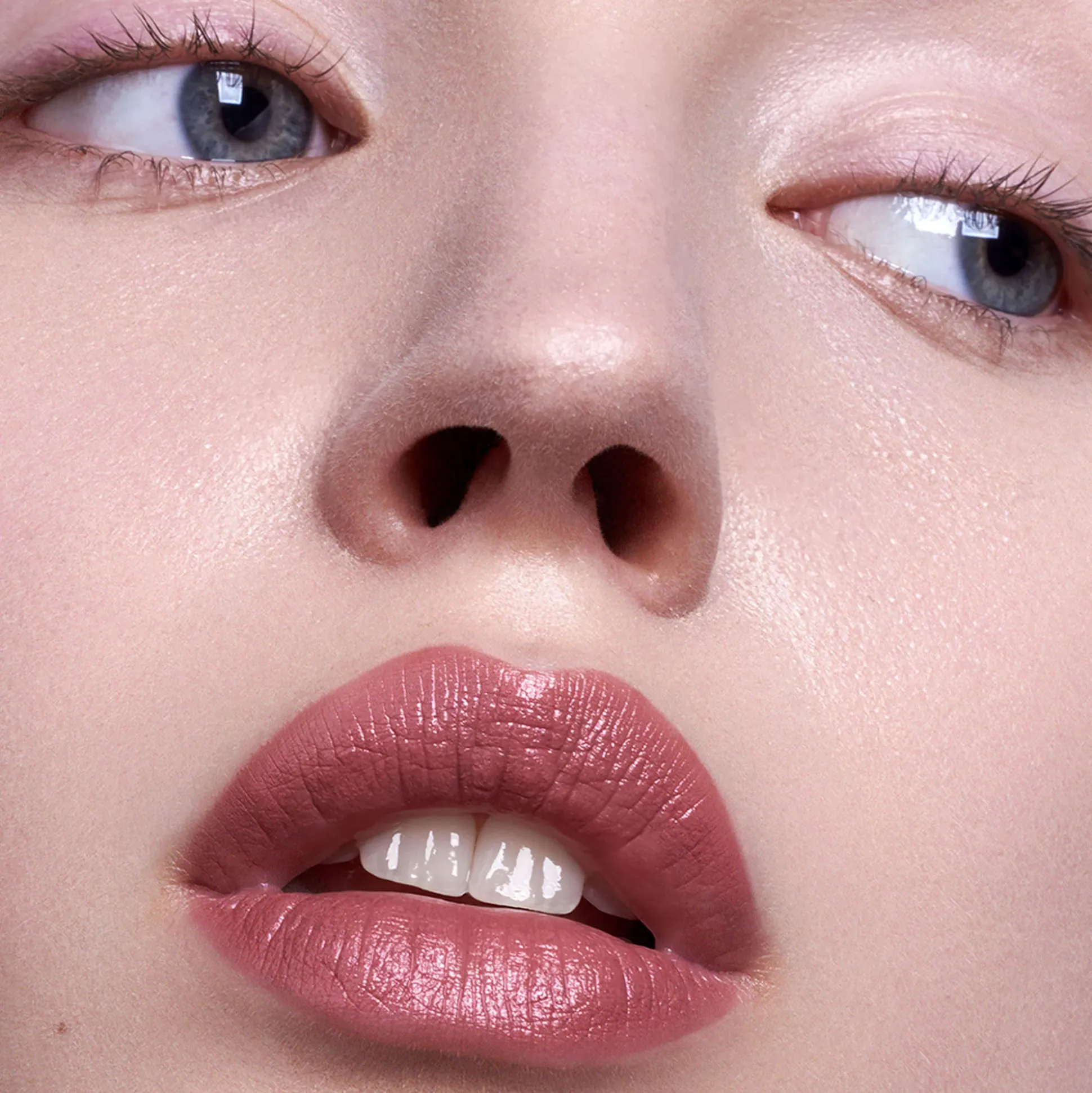 MADARA VELVET WEAR Matte Cream Lipstick, #31 COOL NUDE 3g